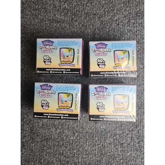 4 Disney Doorables Let's Go Luggage Series 1,Includes 2Figures In Each Box(B) - Picture 2 of 5
